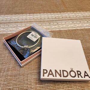 Pandora Moments Heart And Butterfly Bangle Bracelet🎈